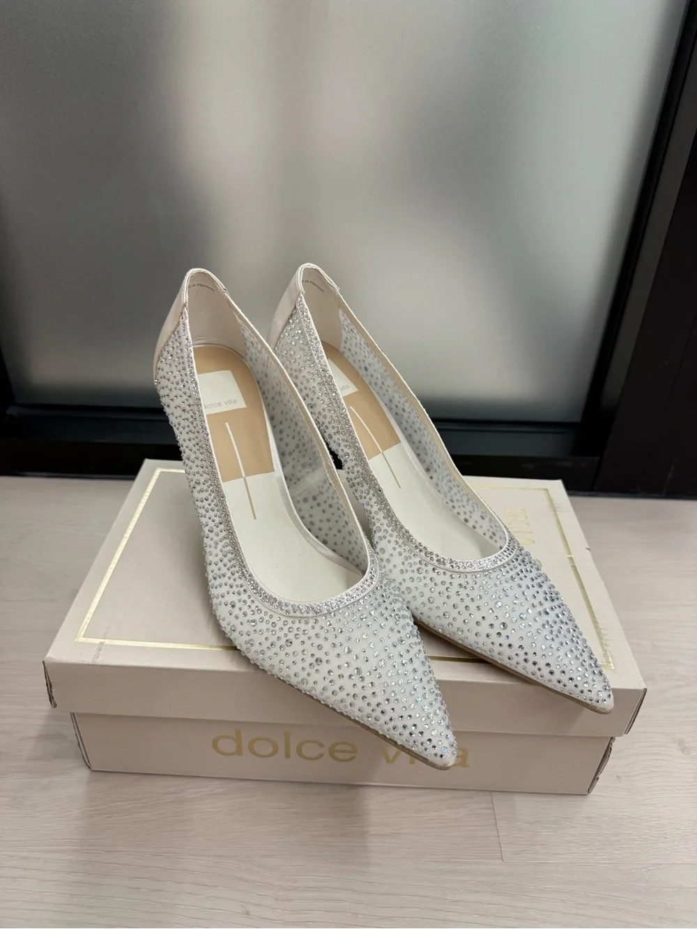Dolce Vita Kashe Crystal White Mesh